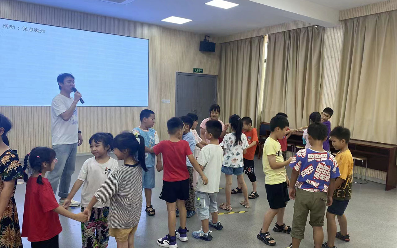 召陵龙观乡中心学校